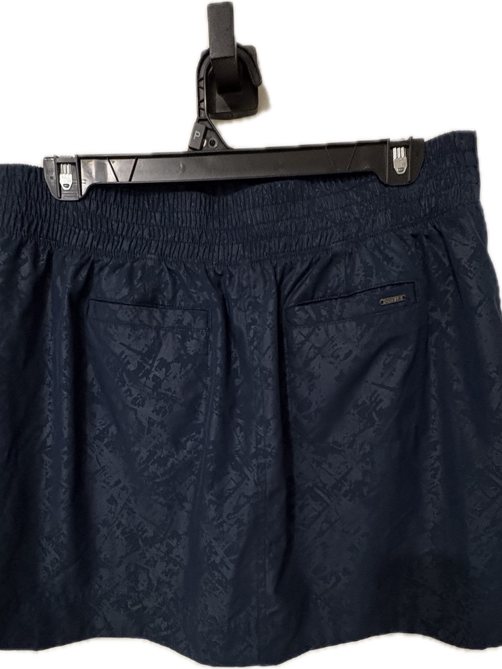 Orvis Embossed Pull-On Travel Skort | Size M | Navy Blue - Picture 6 of 9